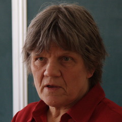 Mrs Karen Hewitt